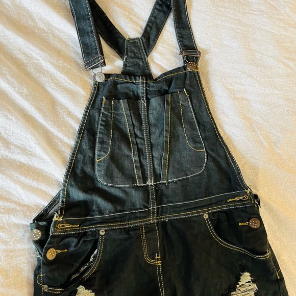 Black denim dungaree - Picture 5 of 7